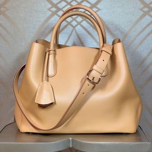 🔻BIG SALE🔻Dior Caramel Tan “Open Bar” HandBag